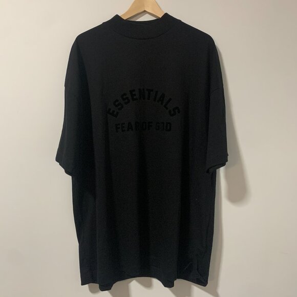Fear of God Essentials Oversized T-Shirt - Picture 1 of 3